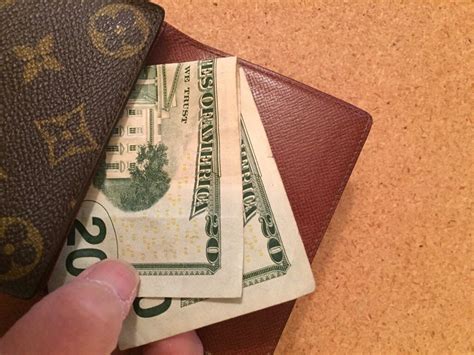 best lv wallet